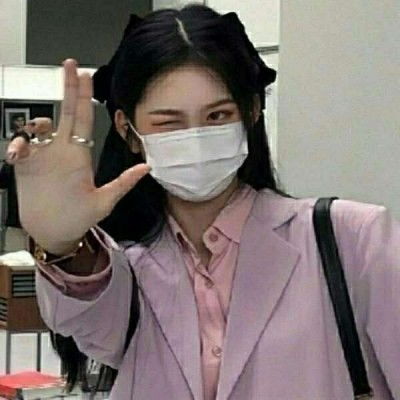 蛟龙突击队反恐演练：四目夜视仪+飞行头盔亮眼